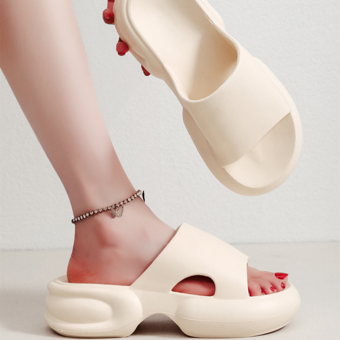 Women's Outdoor Sandals Fashion Poop Sandals