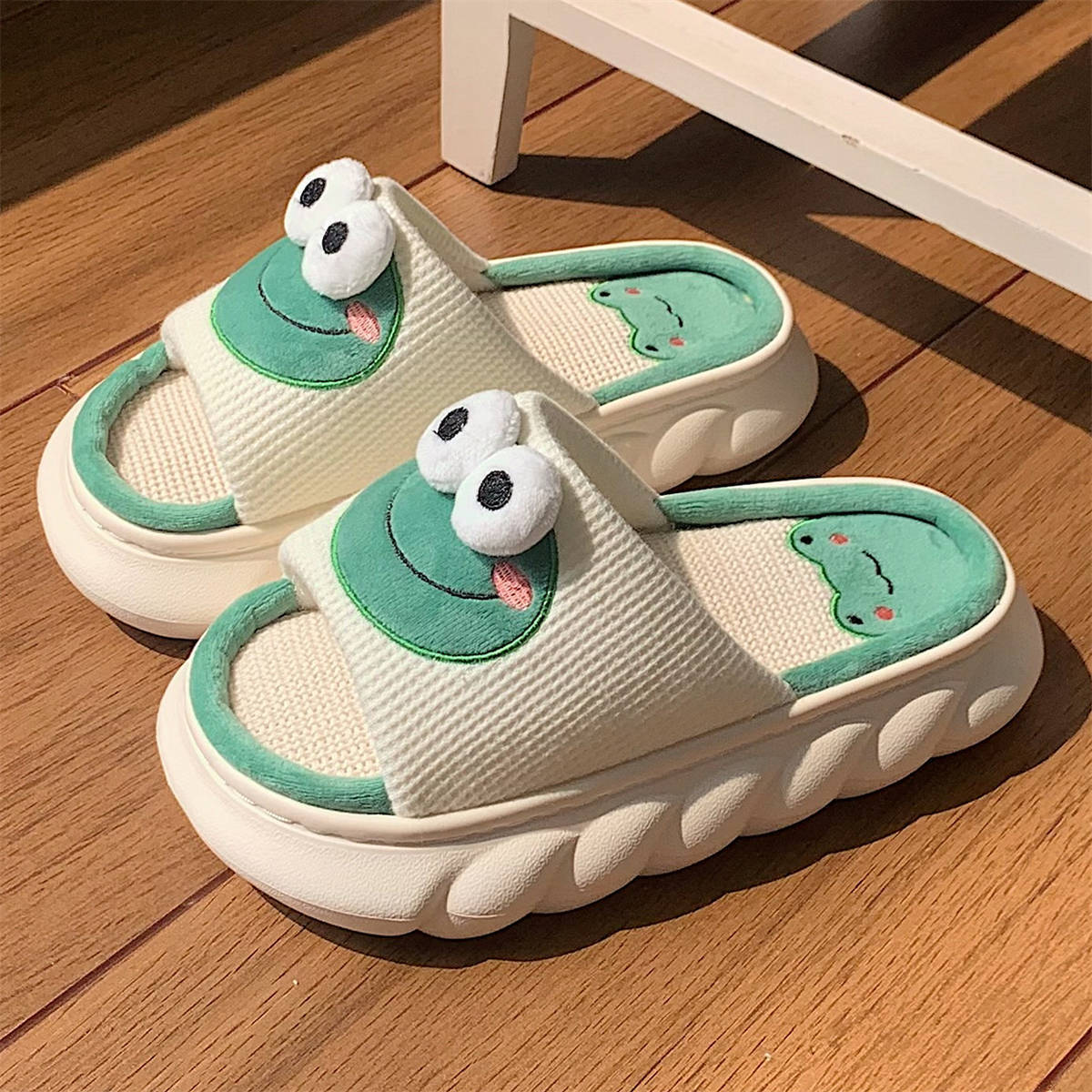 Linen Slippers Women's Cartoon Cute Frog Linen Slippers