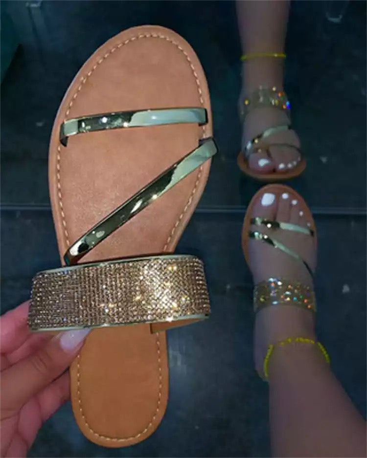 Large Size Slippers Fashion Sexy Summer New Style Roman Rhinestone Flat Outdoor Large Size Slippers
