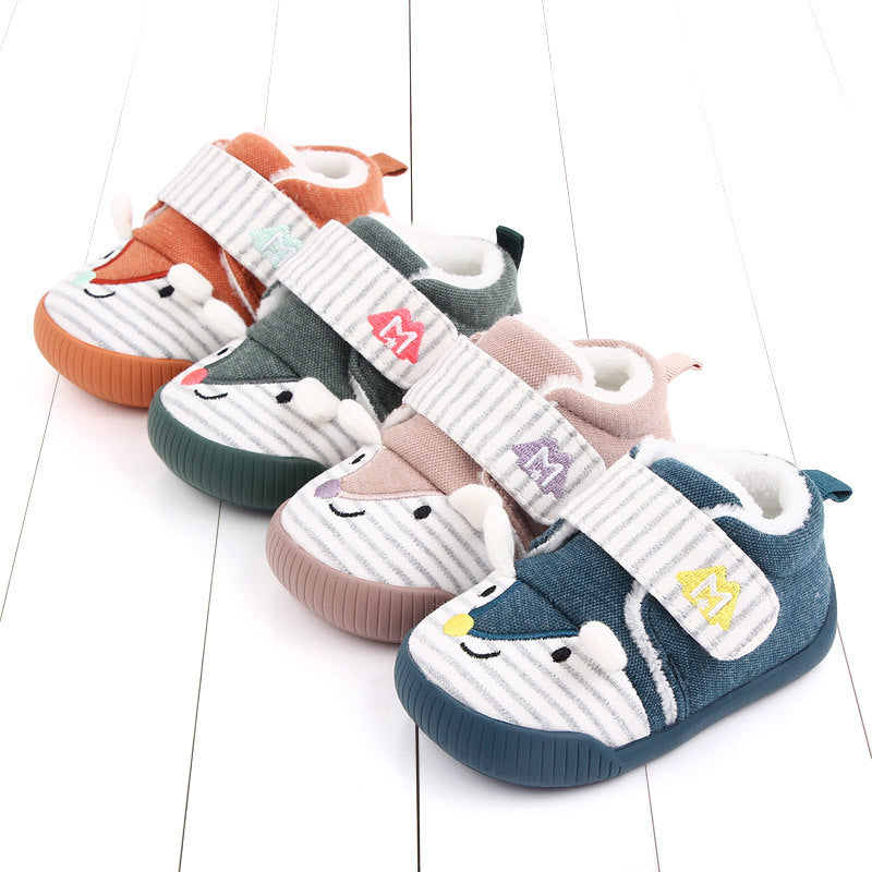 Warm toddler shoes