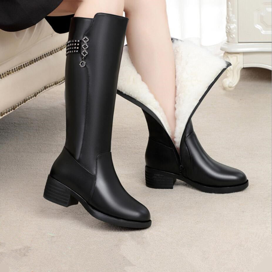 leather boot lady Plush wool medium thick sole leather boot lady