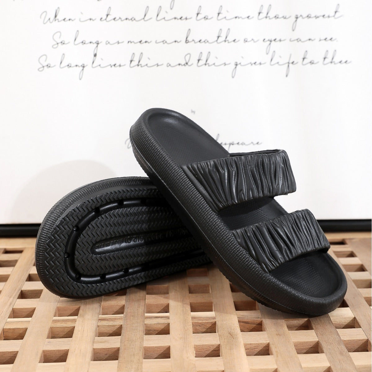 Home Indoor And Outdoor Slippers
