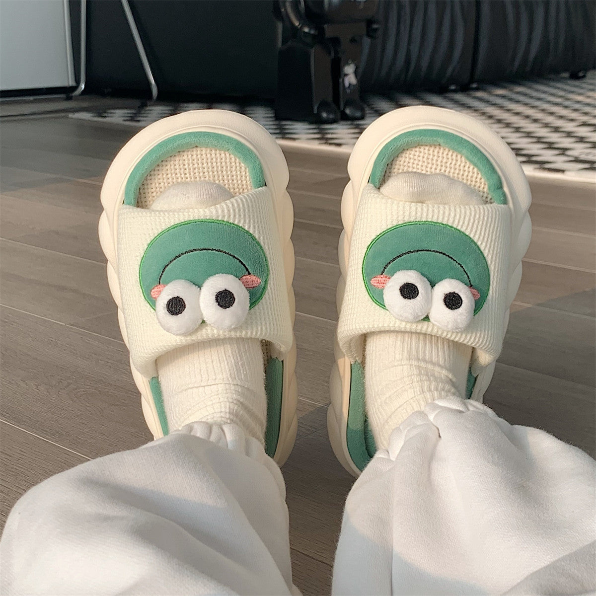 Linen Slippers Women's Cartoon Cute Frog Linen Slippers