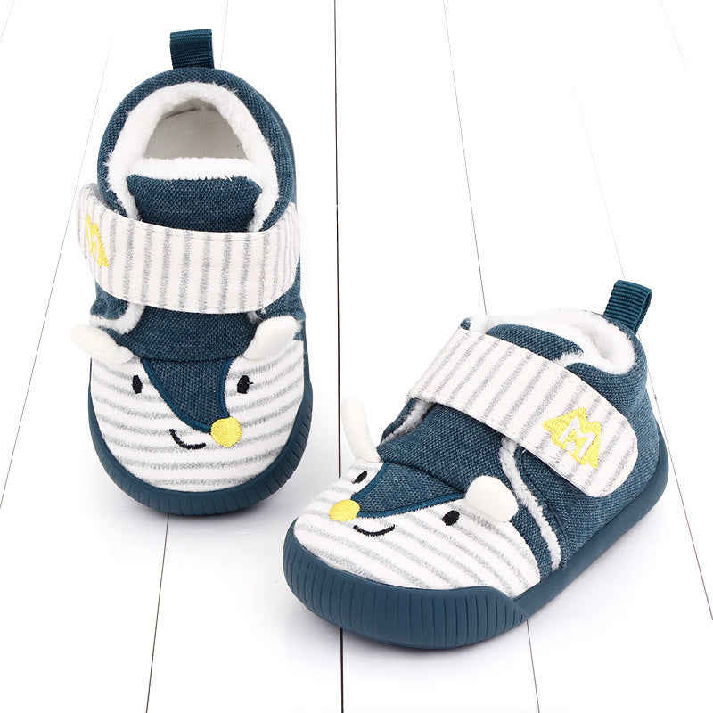 Warm toddler shoes