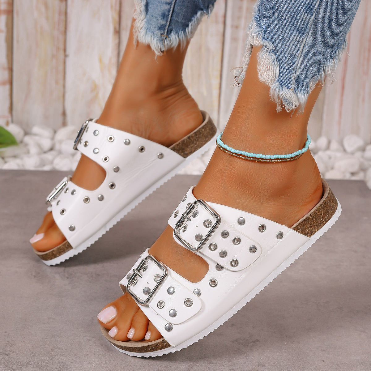 Outer Wear Shoes Women's Thick-soled Belt Buckle For Outer Wear Plus Size Beach Shoes