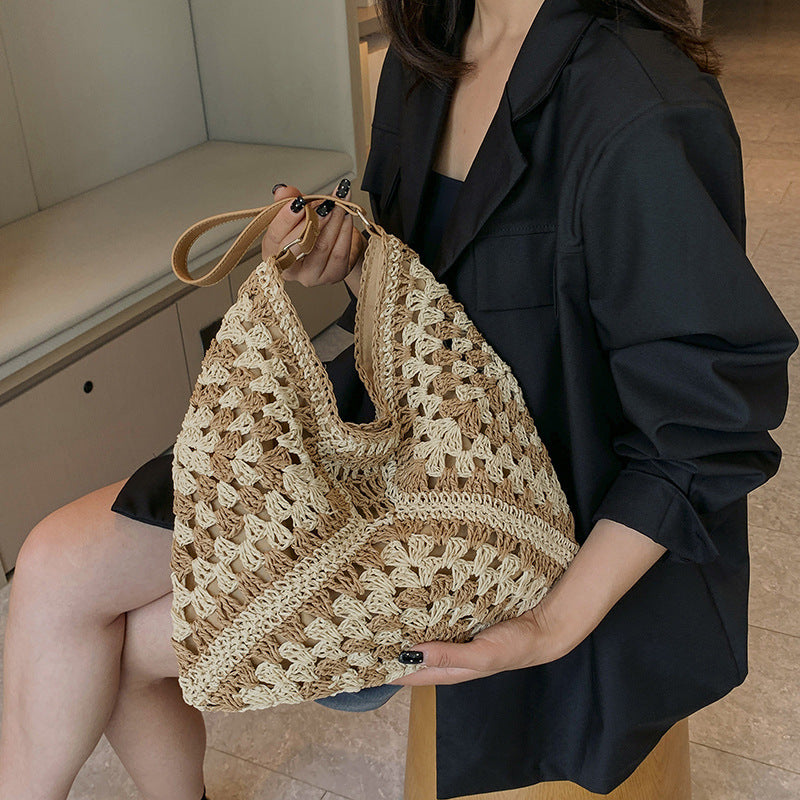 Shoulder Bag Women's Fashion Handmade Straw Woven Hollow Contrast Color Weave Shoulder Bag