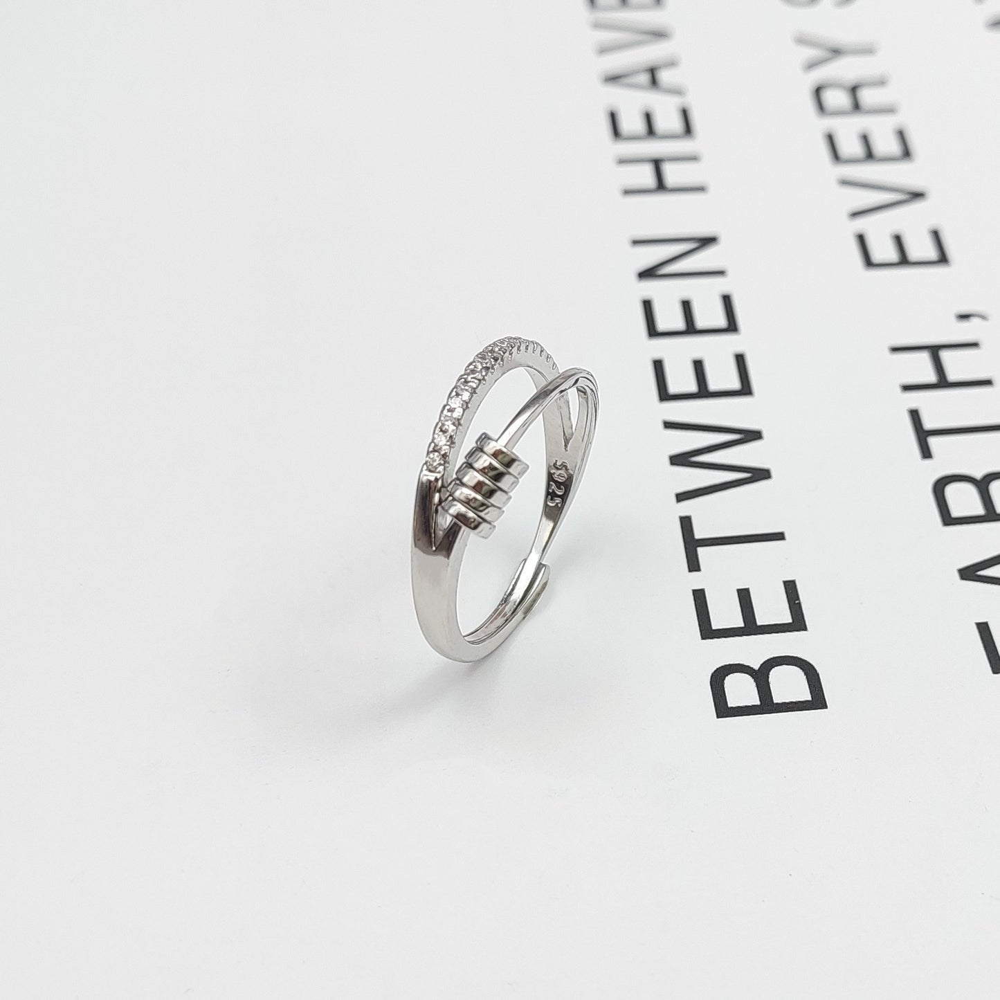 Women's S925 Sterling Silver Five-ring Cross Can Be Rotatable Ring - sumet.shop