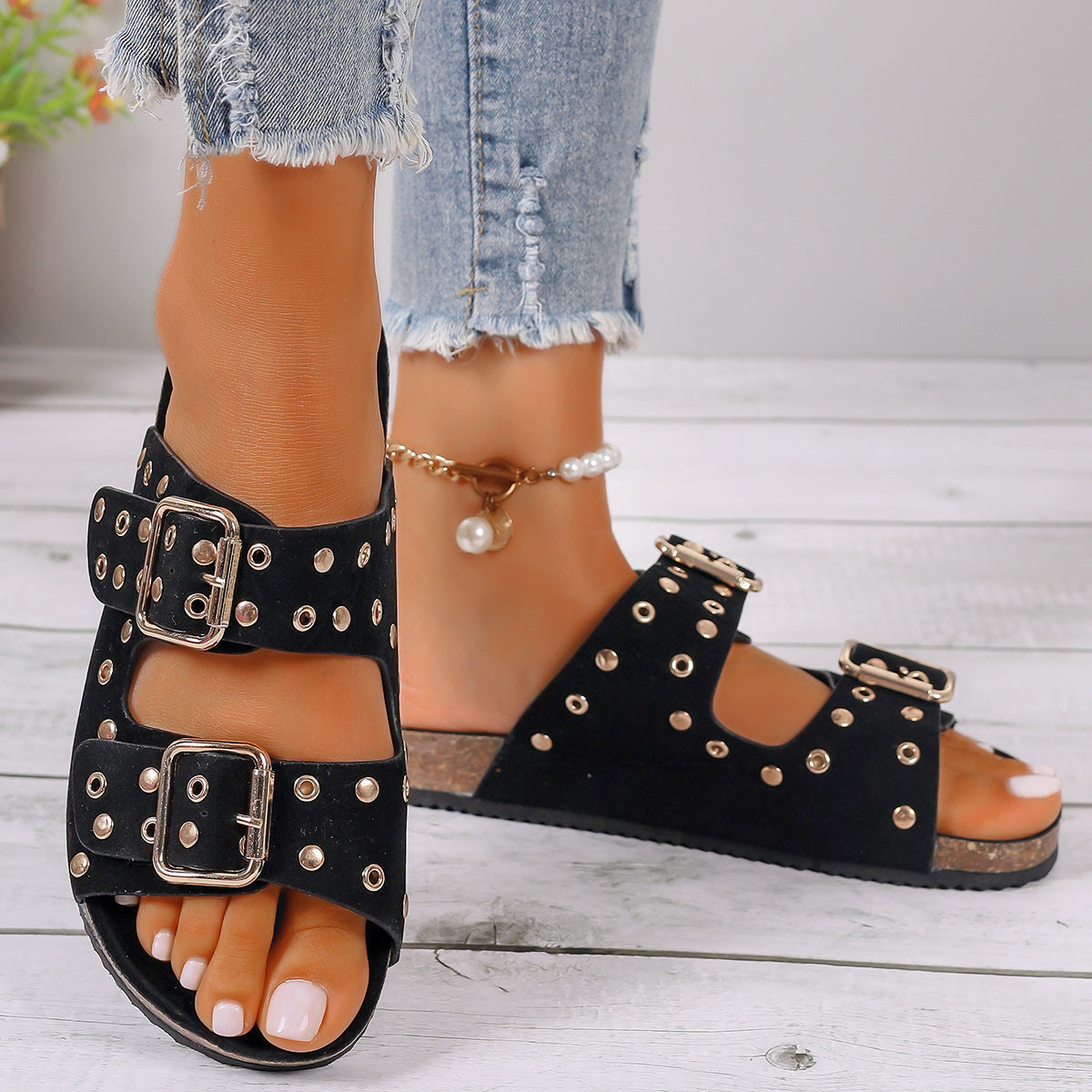 Outer Wear Shoes Women's Thick-soled Belt Buckle For Outer Wear Plus Size Beach Shoes