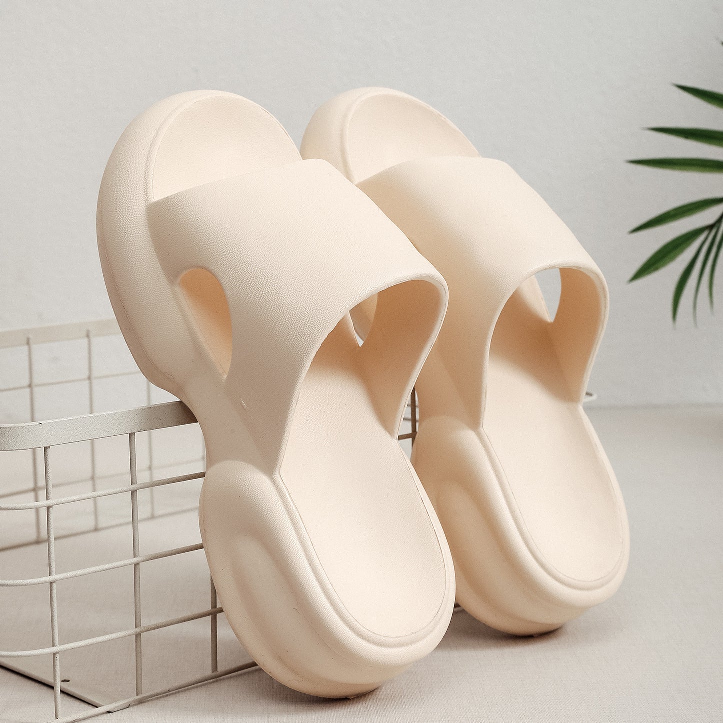Women's Outdoor Sandals Fashion Poop Sandals