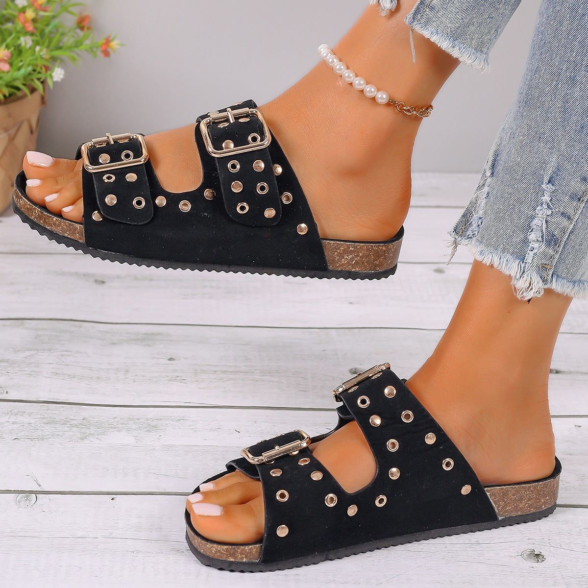 Outer Wear Shoes Women's Thick-soled Belt Buckle For Outer Wear Plus Size Beach Shoes