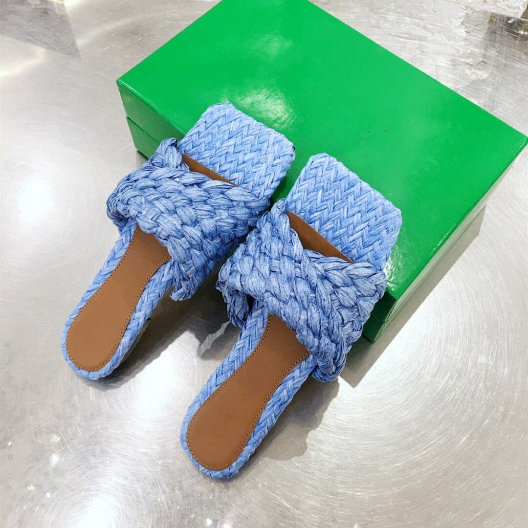 Women's Woven Flat-bottomed Sandals And Slippers