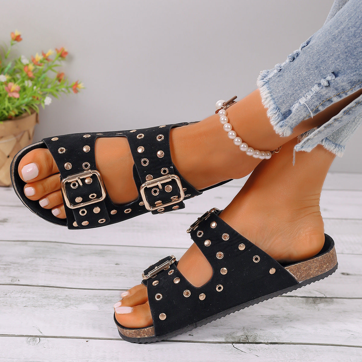 Outer Wear Shoes Women's Thick-soled Belt Buckle For Outer Wear Plus Size Beach Shoes