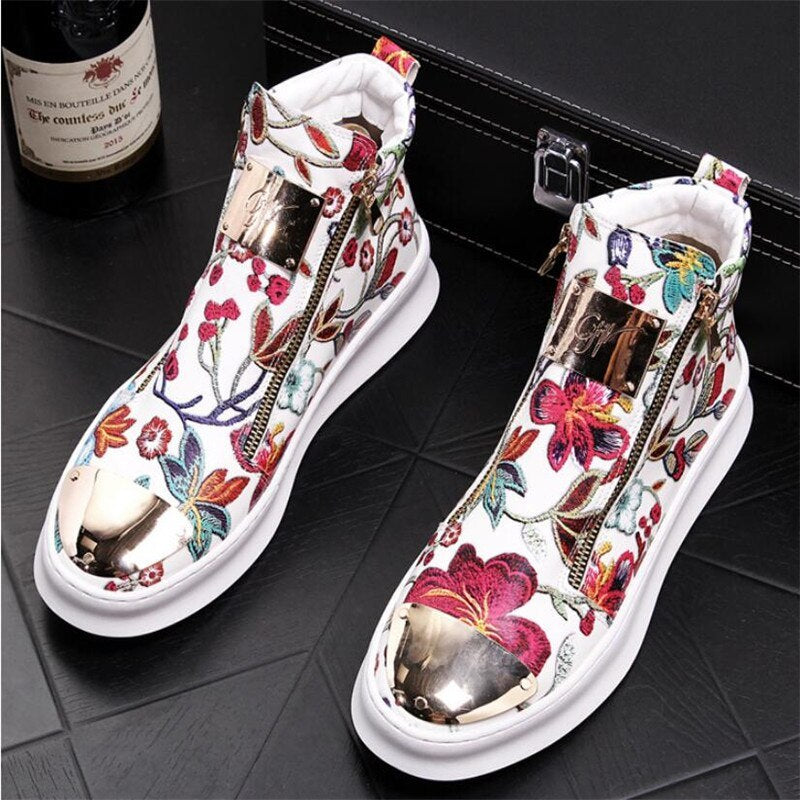 high top shoes with thick Printed high top shoes with thick soles and high rise Martin boots