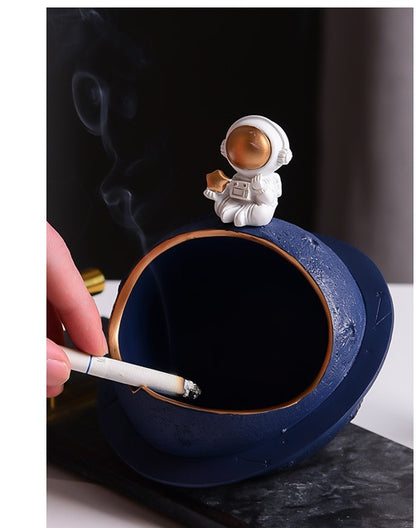 Ashtray Astronaut Creative Trend Anti Fly Ash Household