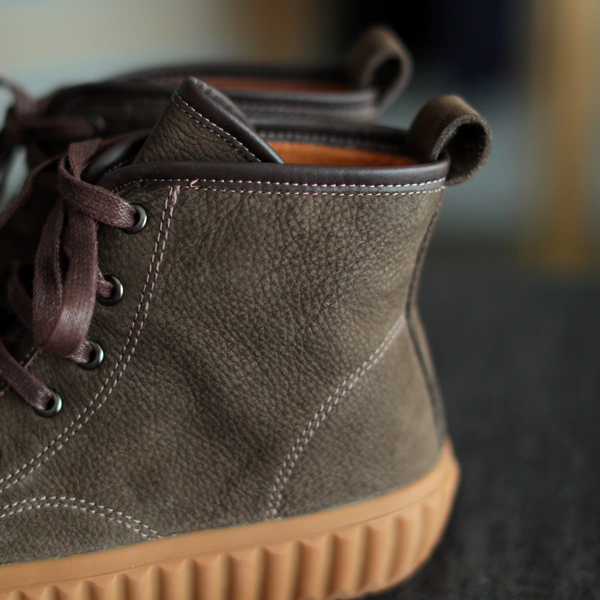high-top shoes Tendon sole high-top cowhide shoes