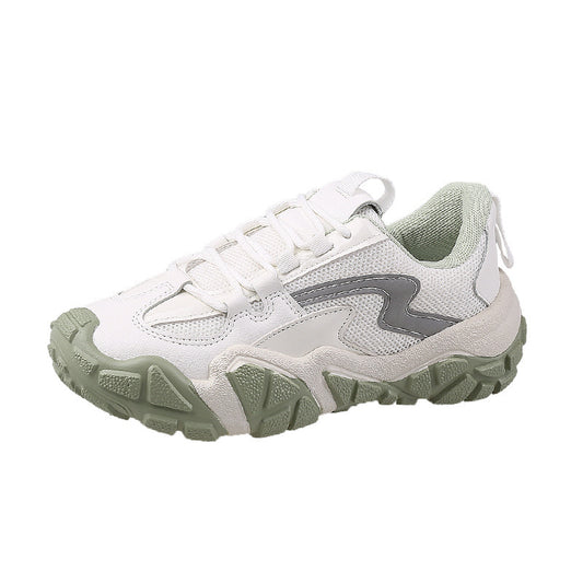 Women's casual sports shoes