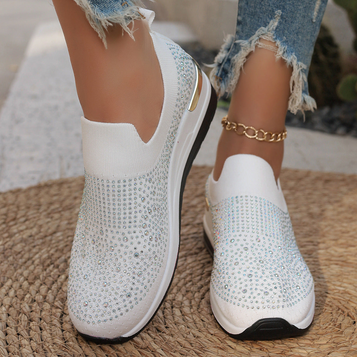 Breathable Shoes Spring Flyknit Slip-on Casual Mesh Breathable Sock-like Shoes