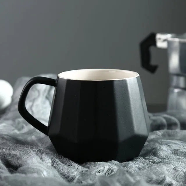 Simple ceramic mark cup