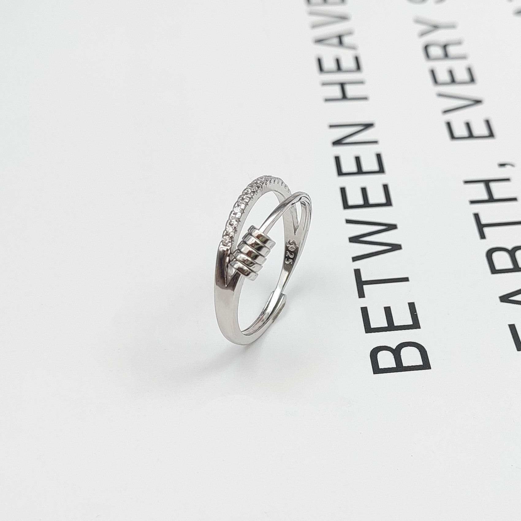 Women's S925 Sterling Silver Five-ring Cross Can Be Rotatable Ring - sumet.shop