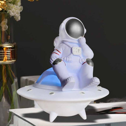 Wireless Bluetooth Moon Light UFO Astronaut Luminous Wireless Bluetooth TWS Speakers Creative Birthday Gift Decoration Loudspeaker Support TF FM